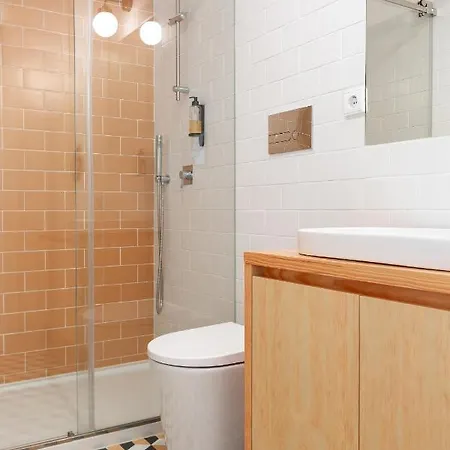 Apartment Orm - Heroismo