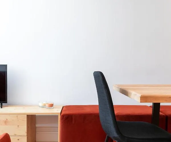 Lejlighed Orm - Heroismo Porto